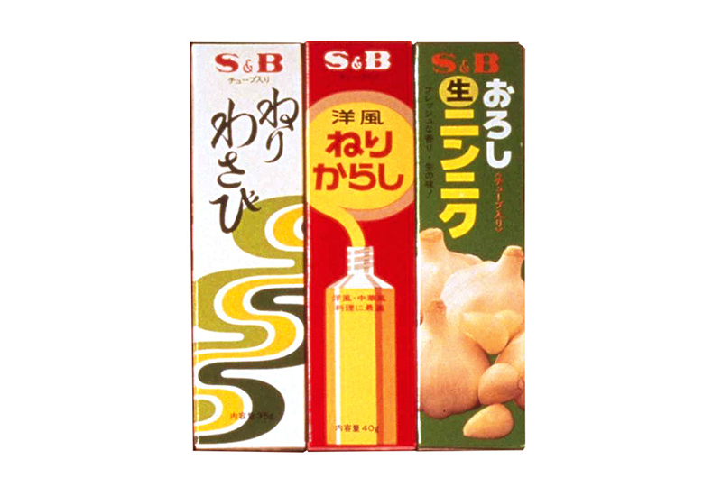 日本初のチューブ入り香辛料発売