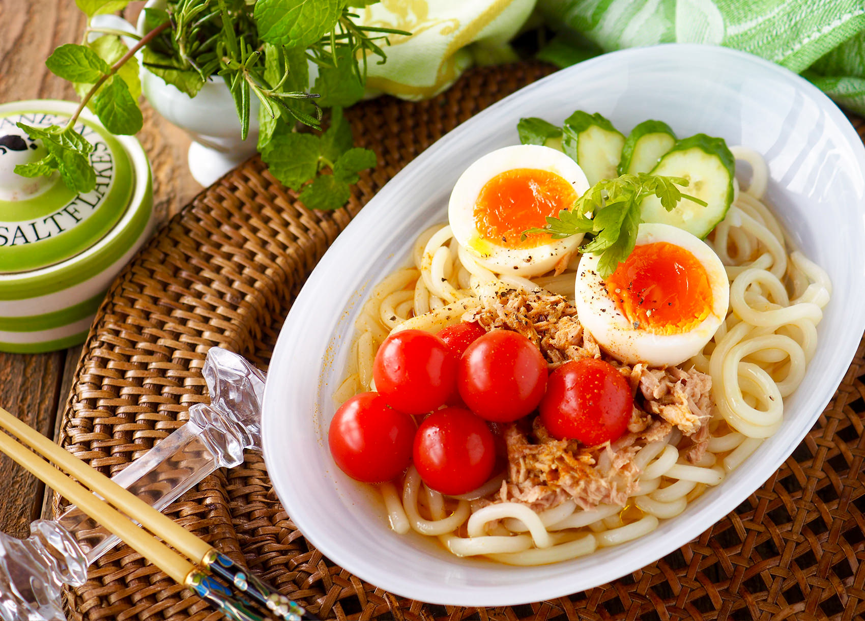 【汁まで飲み干したい!冷やしカレーうどん】火を使わず!3分