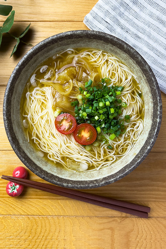 暑い日に食べたい！冷やしカレーそうめん