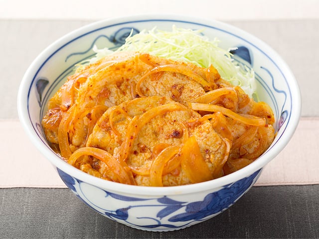 ラー油しょうが焼きどんぶり