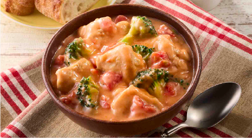 煮込み時間10分以下で作れる鶏肉のトマトクリームシチュー