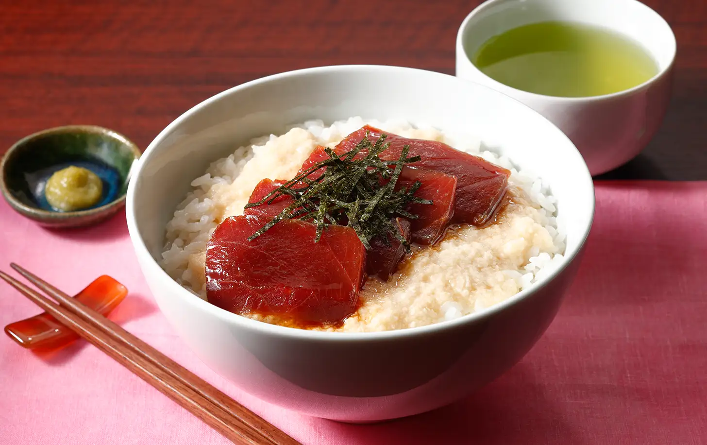 まぐろのオイスターとろろ丼