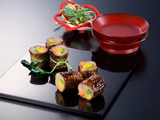 牛肉の彩り八幡巻き