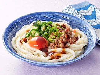 オイスターソースのオクラ納豆混ぜうどん