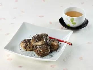 白玉黒ごま