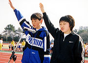 宣誓は6年大杉くんと山本さん。