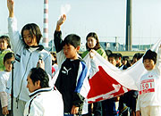選手宣誓は昨年優勝の和田くんと金山さん。和田くんは見事連覇した。