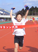 3年女子は上田さんが7分48秒（昨年度ランク7位）の好タイムで優勝。