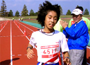 6年女子は大島さんが独走で連覇。タイムも11分31秒の好タイム。