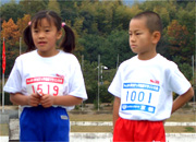 1年男女優勝インタビュー男子は井野くん、女子は長谷部さんが制した。