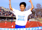 6年男子は小島くんが10分23秒(昨年度11位)の好タイムをマーク。