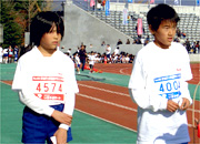 4年男女優勝インタビュー。男子は秋山くんがハイレベルの接戦を制した。女子は村田さんが昨年2位の雪辱を果たした。