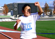 3年男子は松原くんが3連覇。7分24秒(昨年度2位)の好タイムで独走Ⅴ。