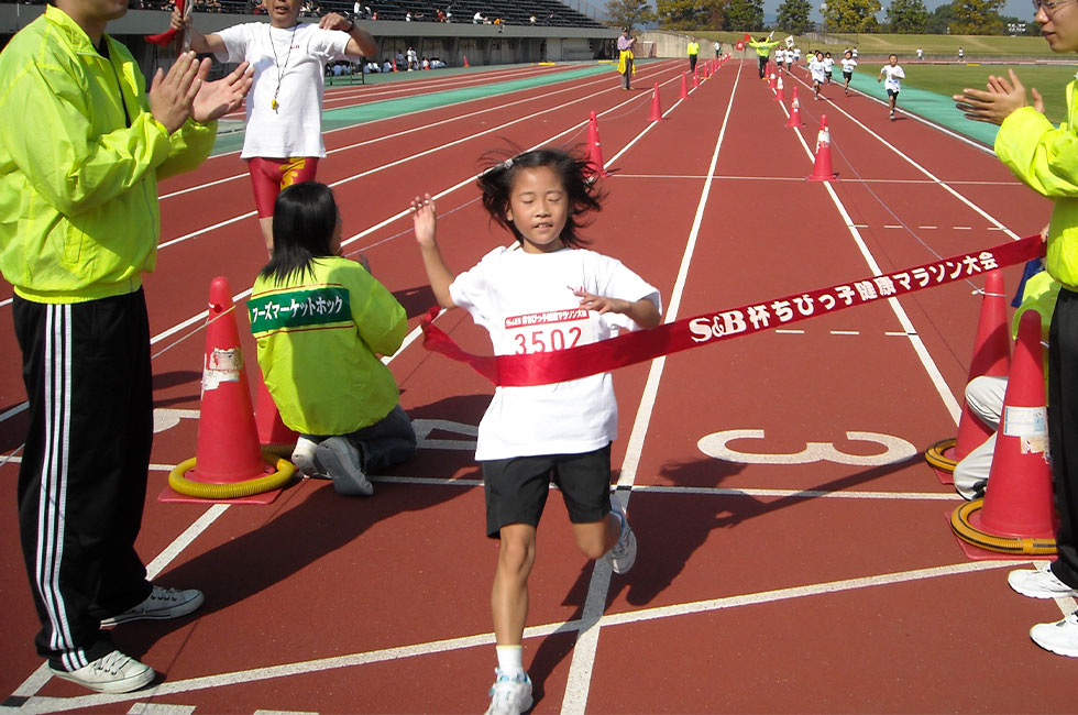 3年女子は高田さんが独走で2連覇。