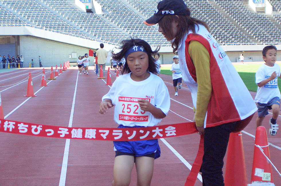 2年女子は小林さんが圧勝。2～4位は混戦となった。