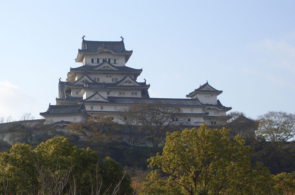 眼前には世界遺産の姫路城。