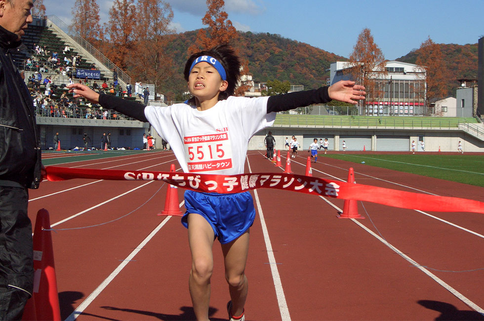 5年女子は大森さんが独走で5連覇。11分26秒の好タイムをマーク。