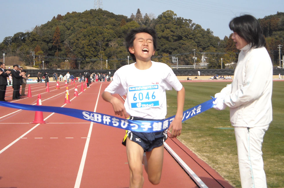 6年男子は轟木くんが独走Ⅴ。昨年4位から大躍進！