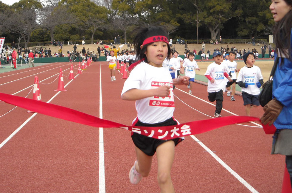 2年女子は鯉田さんが6分00秒の今年度最高タイムをマーク。