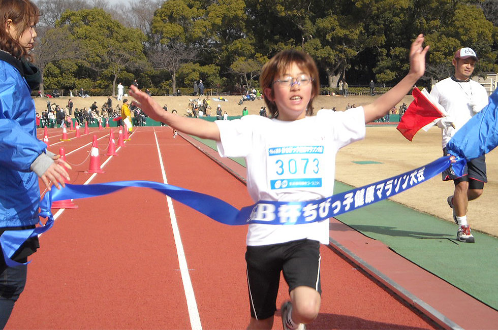 3年男子は中尾くんが2連覇。タイムの7分17秒は今年度最高タイム。