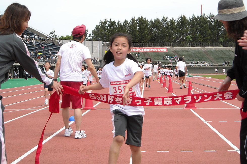 3年女子は昨年3位の中越さんがうれしい初優勝。