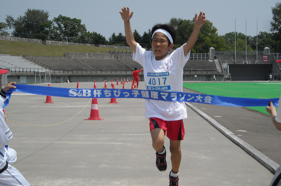 4年男子は椙弘くんが独走で3連覇。