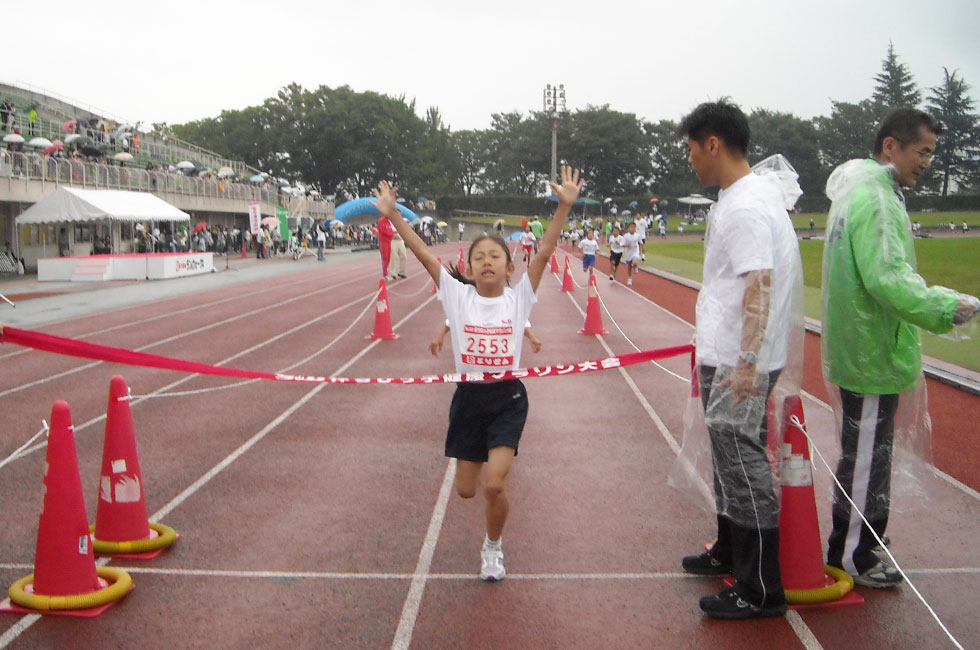 2年女子は山西さんが2連覇。すぐ後ろに高橋さん。来年も要注目です。