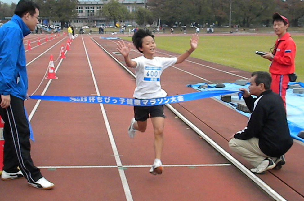 6年男子は飯田くんが2連覇。