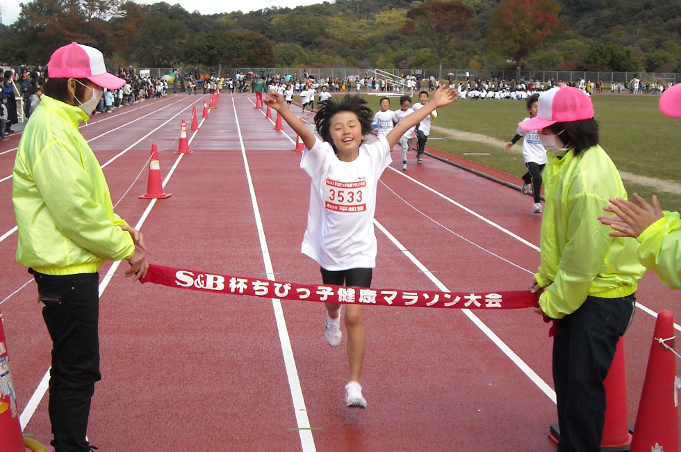 3年女子は山田さんが2連覇。