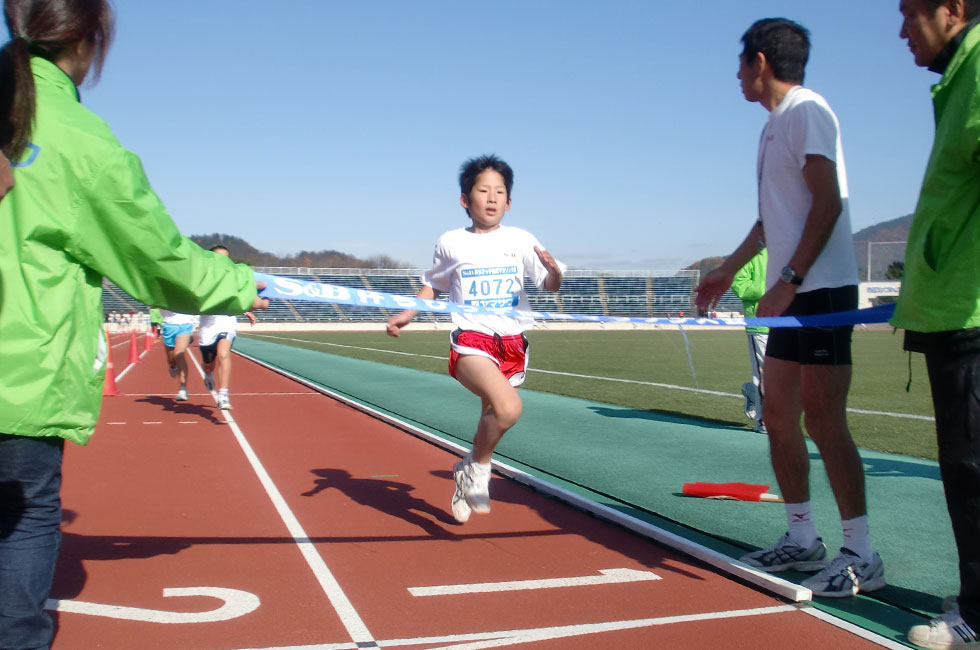 4年男子は田中くんが接戦を制し初優勝。