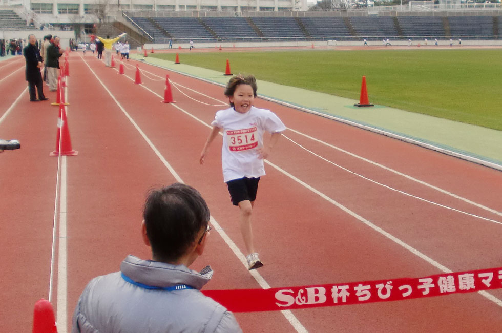 3年女子は五十嵐さんが独走で3連覇。