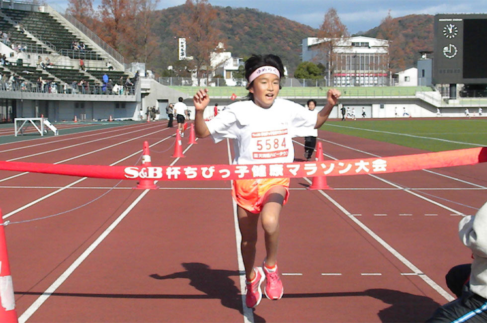 5年女子は堀さんが独走Ⅴ。昨年2位からワンランクアップ。