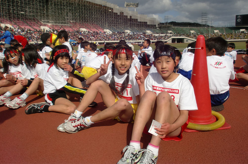 3年女子の上位陣。1位荒井さん7分43秒。2位浅田さん7分44秒。3位鯉田さん8分00秒とハイレベルだった。	