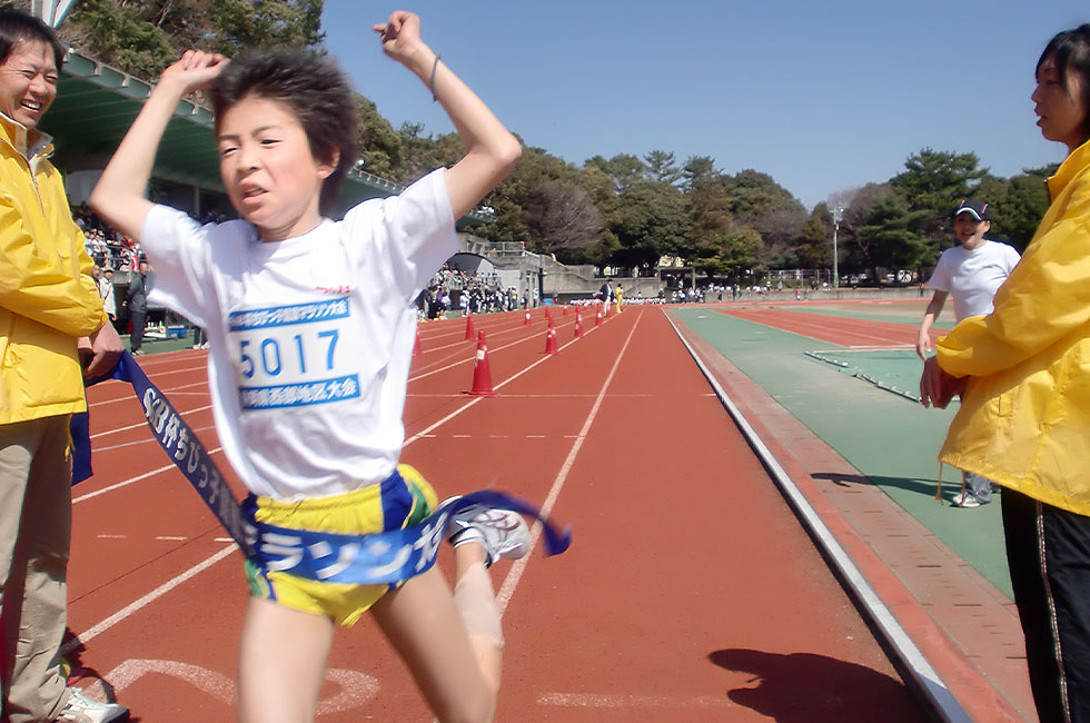 5年男子は飯田くんが10分13秒の好タイムで独走Ⅴ。