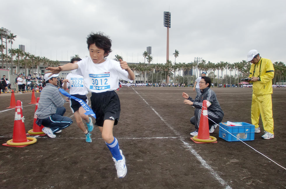 3年男子は瀬戸山くんが福島くんとの接戦を制し2連覇。タイムも7分19秒と速かった。