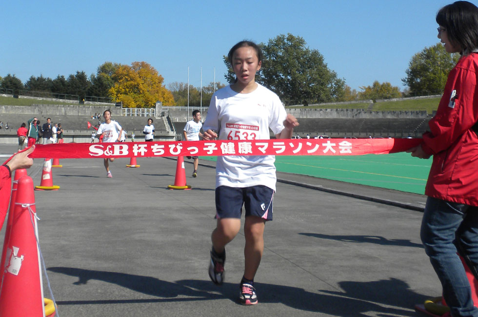 6年女子は宮本さんが念願の初優勝。