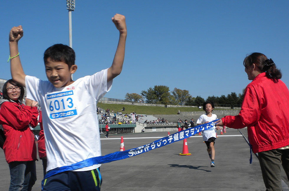 6年男子は菊地くんが初のトップでフィニッシュ。