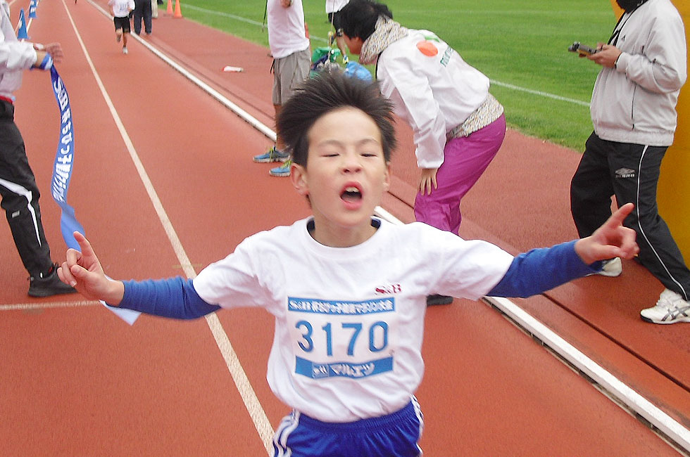 3年男子は高橋くんが7分28秒で初優勝。