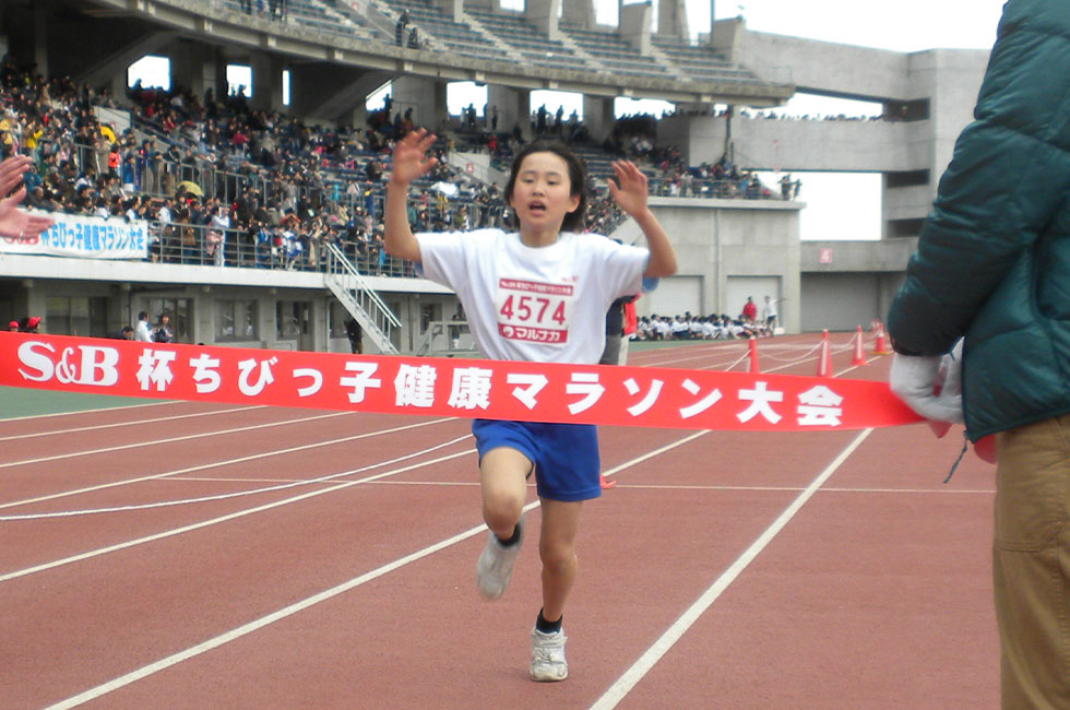 4年女子は伊藤さんがなんと3連覇。
