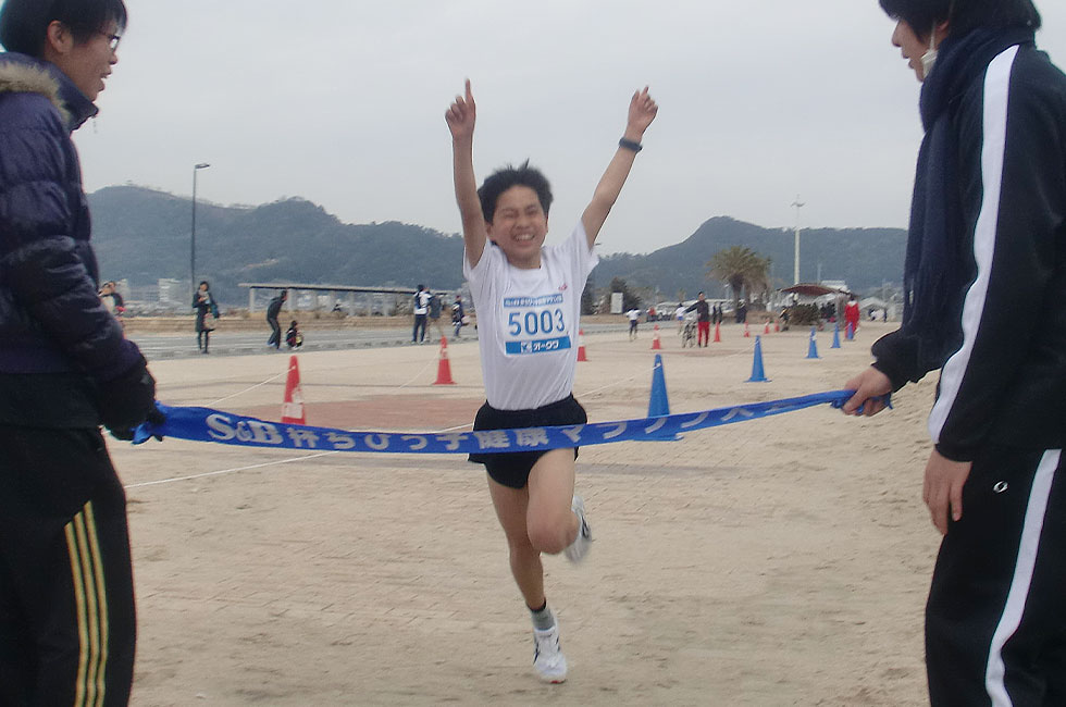 5年男子は井関くんが10分39秒で初優勝