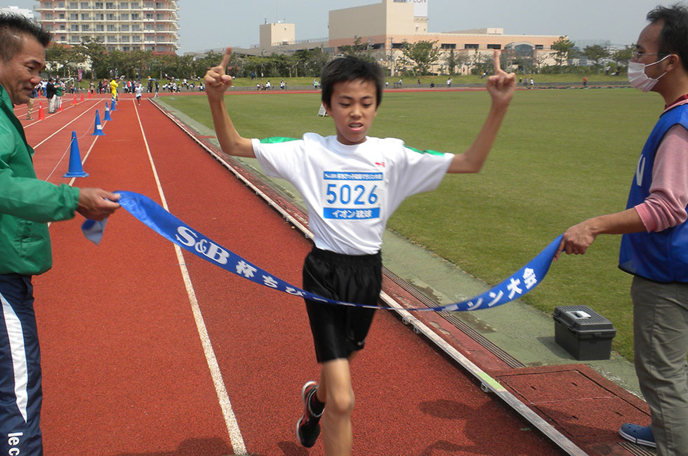 5年男子は岡崎くんが連覇を達成。