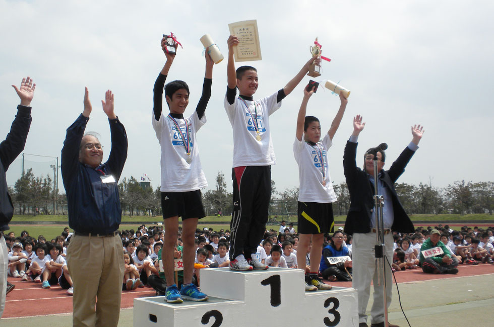 6年男子は比嘉くんが出場全て優勝、2位は幸良くん、3位は前原くん。