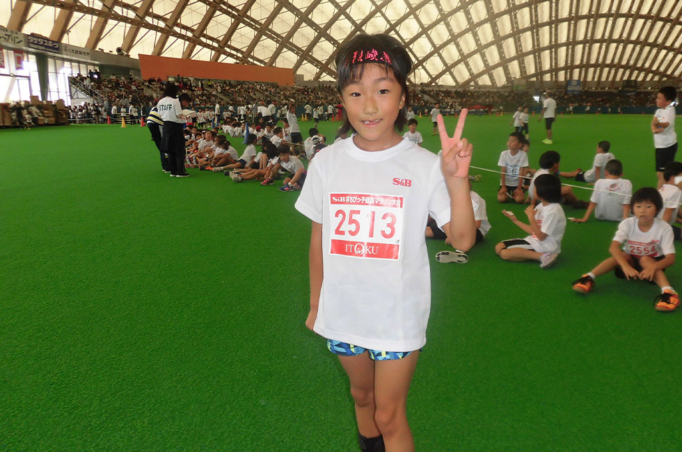 2年女子は高橋さんが大館大会新記録で連覇達成。