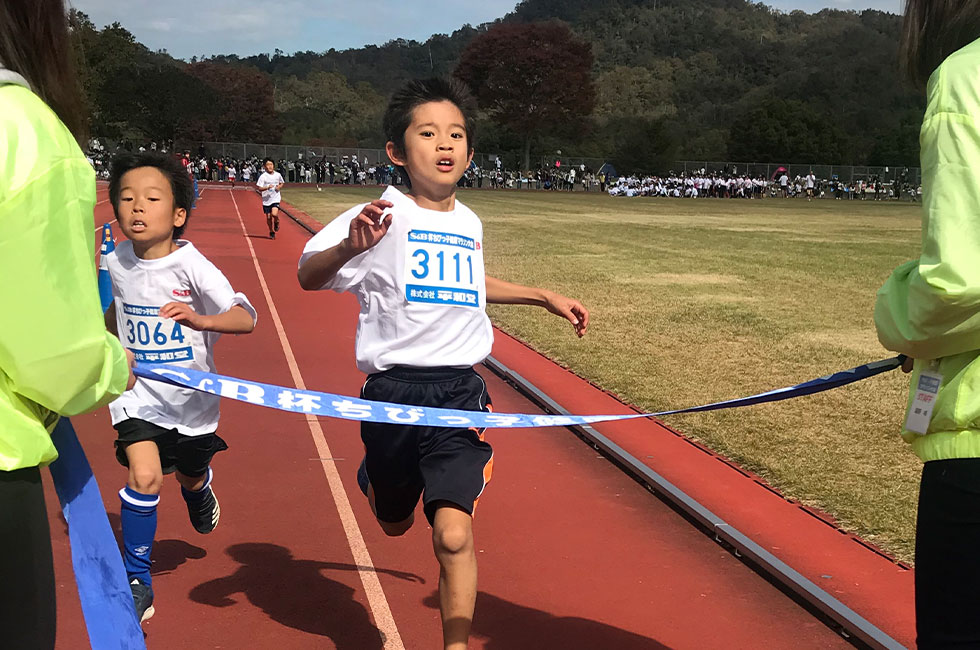 3年男子は中森くんが吉見くんとの接戦を制し優勝。