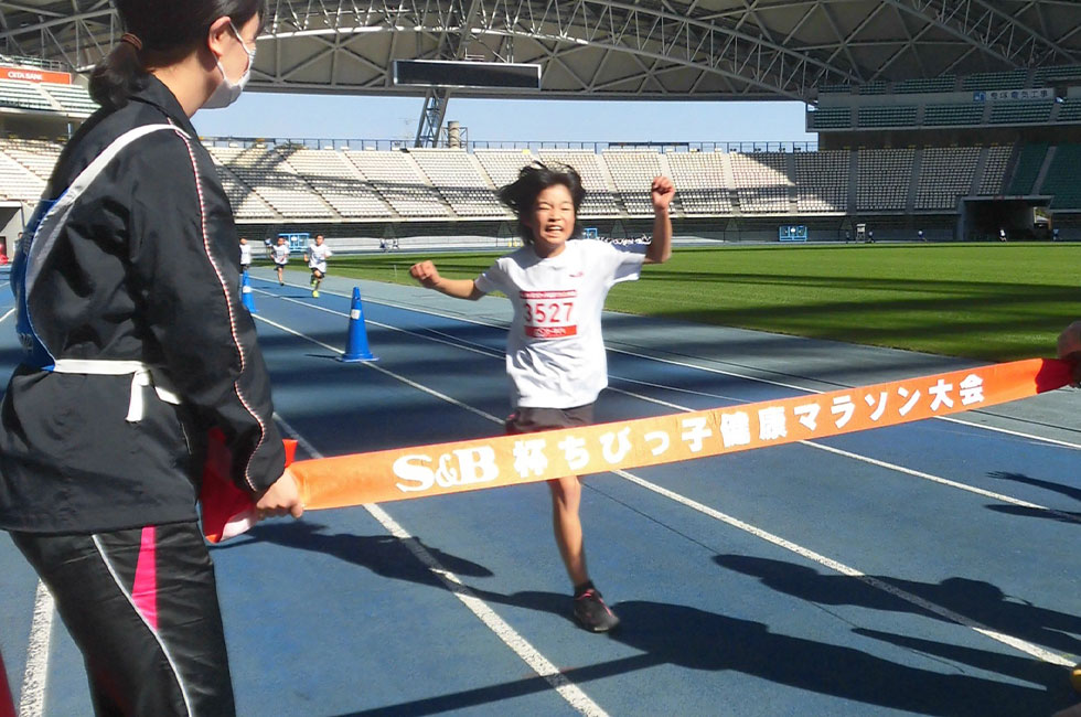 3年女子は利光さんが大分大会新記録で3連覇達成。