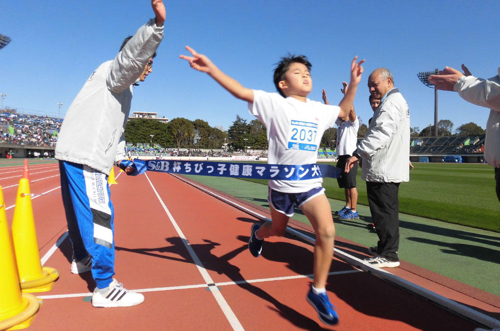 2年男子は依田くんが神奈川大会新記録で連覇達成。