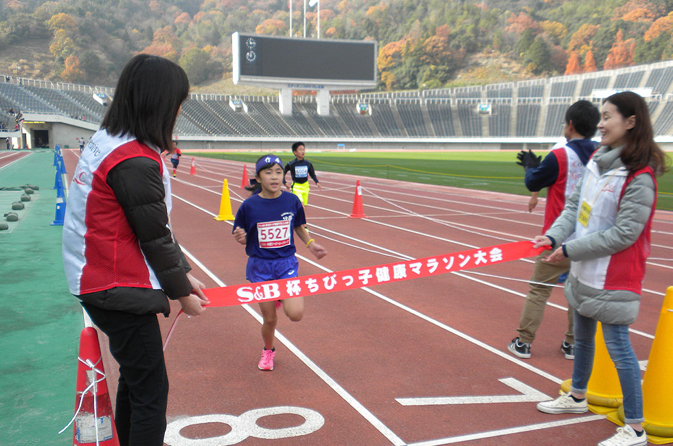 5年女子は昨年2位の不田さんがリベンジを果たし初優勝。