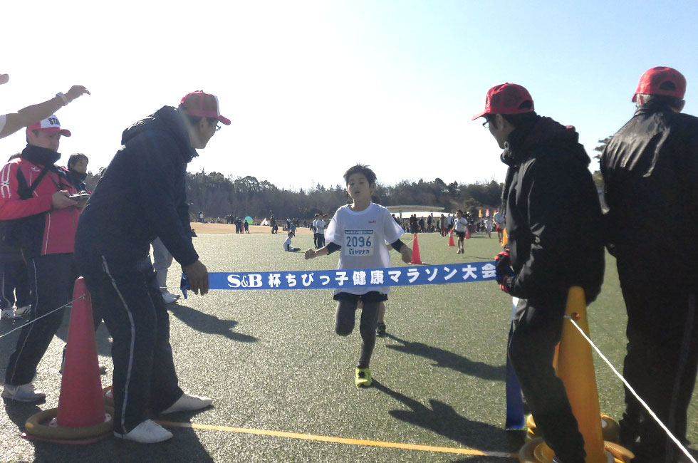 2年男子は村瀬くんが5分47秒の好記録で優勝。
