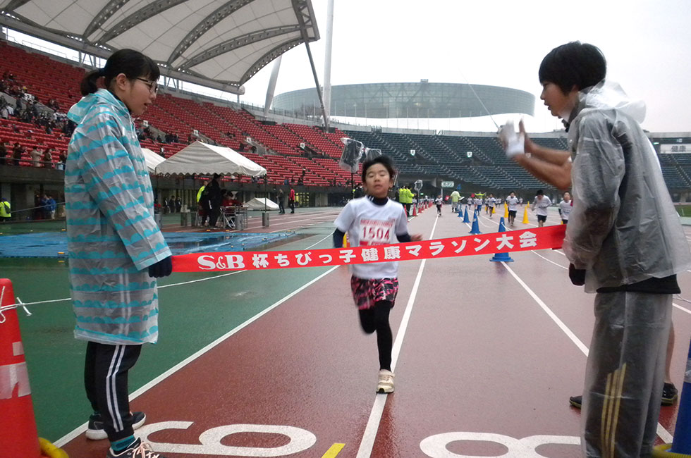 1年女子は後藤さんが大会記録に迫り優勝。