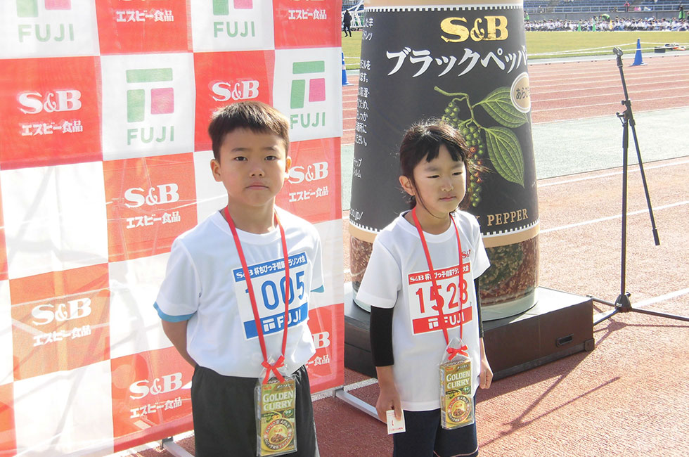 1年男子は赤松くんが、女子は宇都岡さんが優勝。
